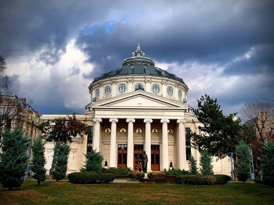 Ultracentral Lovely Place -Your Home Away From Home Bucarest Esterno foto