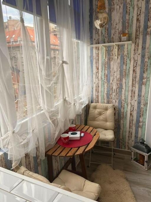 Ultracentral Lovely Place -Your Home Away From Home Bucarest Esterno foto