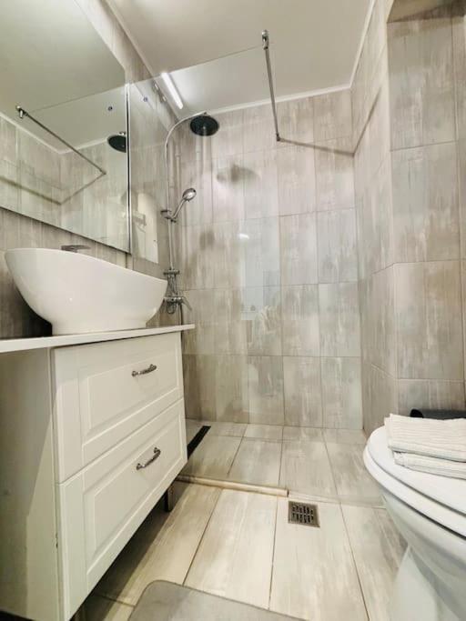 Ultracentral Lovely Place -Your Home Away From Home Bucarest Esterno foto